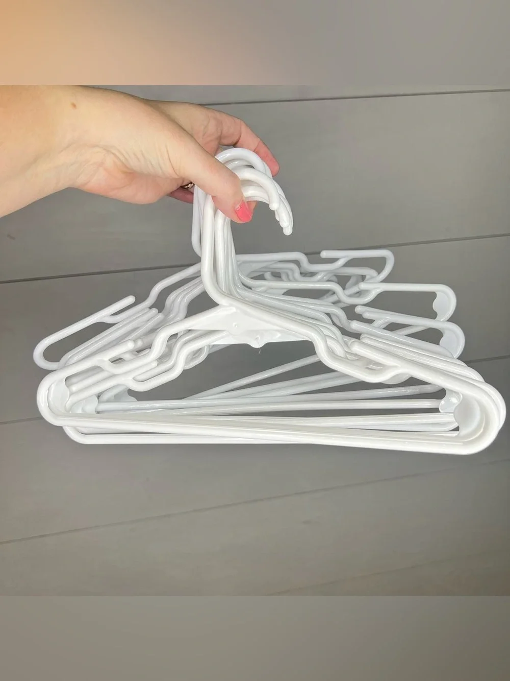 Set of 10 White Plastic Clothes Hangers - Youth